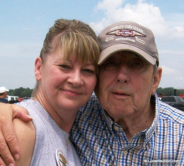 Grace and Burr at 5pts. Steam Threshers - 2010